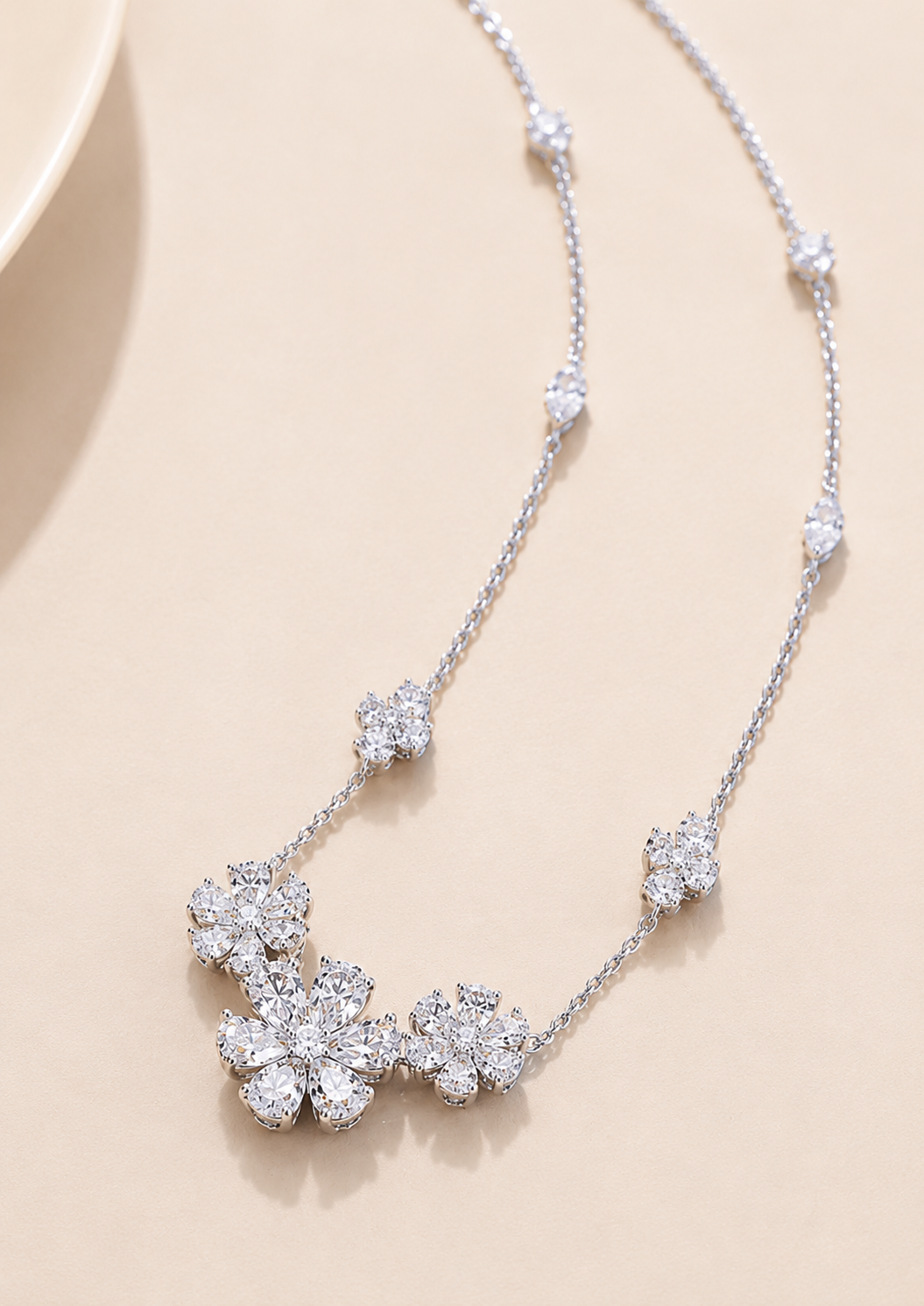 Lunaria Necklace