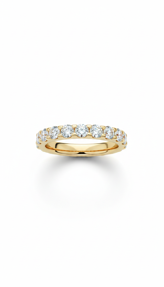 18K Gold Diamond Wedding Band